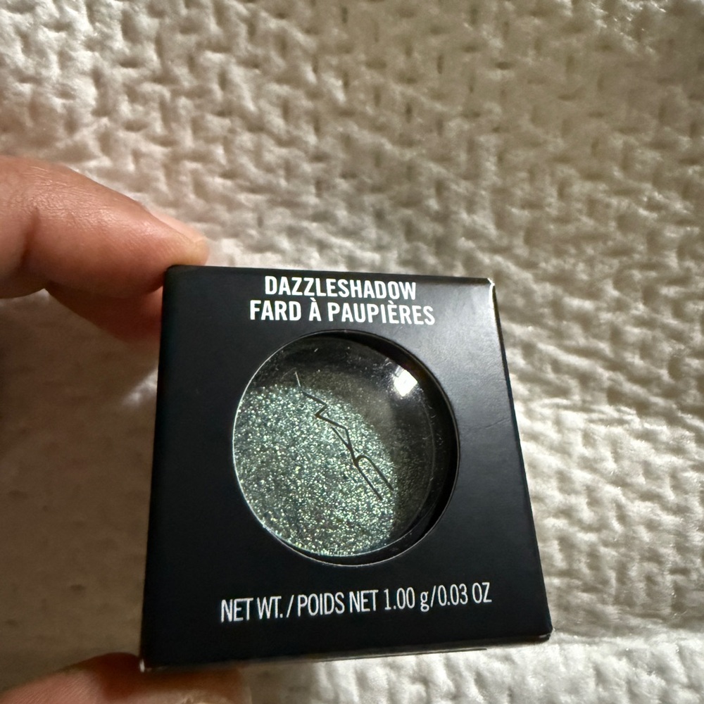 MAC Dazzleshadow Eye Shadow